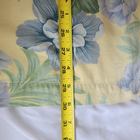 Bermuda Bay Hawaiian Shirt Men's Size XL 100% Silk Floral Design Soft - Picture 9 of 9